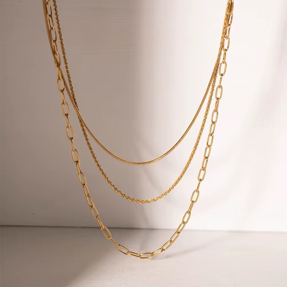 18K Gold Plated Layered Necklace - Picture 2 of 5
